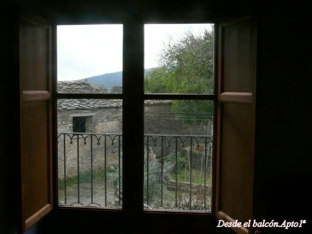 Casa Mur Artesania Лесина Номер фото